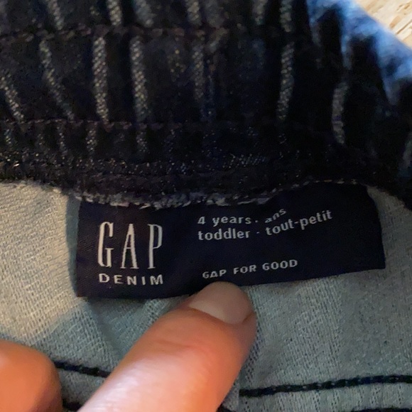 GAP kids Dino Jeans - Picture 5 of 6